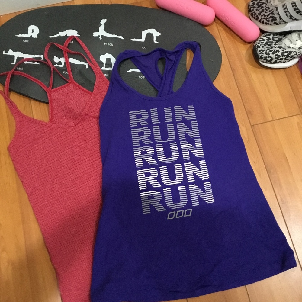 Lorna jane tank tops size small